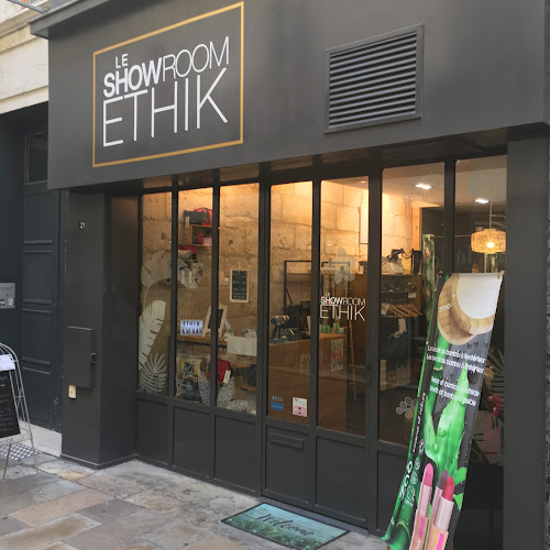 LE SHOWROOM ETHIK concept store végane à Niort