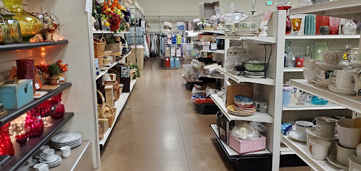 Thrift Store «Puyallup Goodwill», reviews and photos