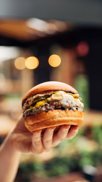 Burger Burger Commercial Bay