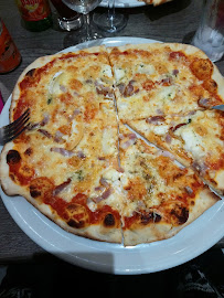Pizza du Restaurant L 'assiette mauve à Méounes-lès-Montrieux - n°2