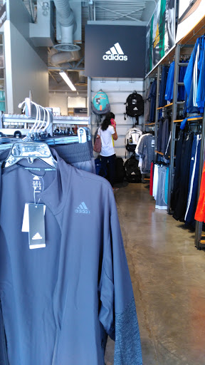 adidas Outlet Store Round Rock