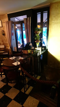 Atmosphère du Restaurant Terrasse Sainte Catherine à Paris - n°4