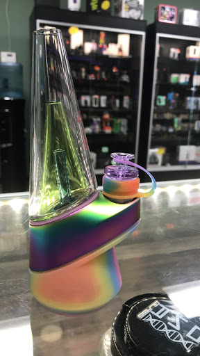 Tobacco Shop «Pipe Dreams Smoke Shop», reviews and photos, 13971 N Cleveland Ave #13, North Fort Myers, FL 33903, USA