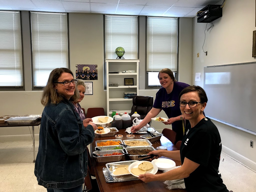 Momma P’s Tacos 35660