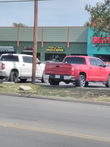 Cell Phone Store «Cellular Zone - Sales & Repair», reviews and photos, 6565 Babcock Rd, San Antonio, TX 78249, USA