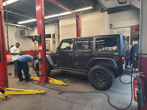 Tire Shop «Mavis Discount Tire», reviews and photos, 67 Franklin Turnpike, Mahwah, NJ 07430, USA