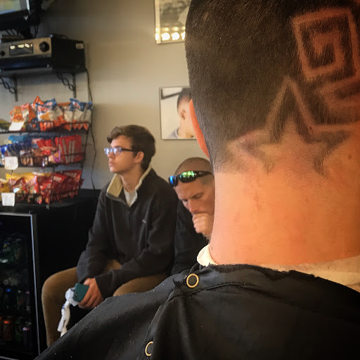 Barber Shop «Trimmers & Shears Barber Shop», reviews and photos, 2324 E Little Creek Rd, Norfolk, VA 23518, USA