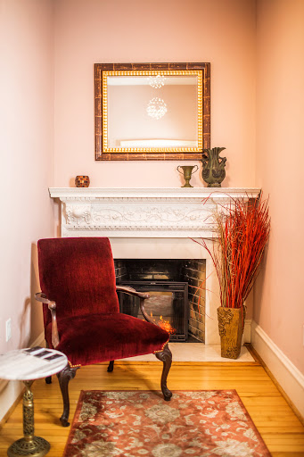 Hair Salon «New York New York Hair Salon and Day Spa», reviews and photos, 1201 N Market St, Frederick, MD 21701, USA