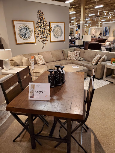 Furniture Store «Ashley HomeStore», reviews and photos, 7840 Plaza Blvd, Mentor, OH 44060, USA