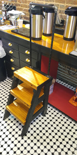 Coffee Shop «Jupiter House», reviews and photos, 106 N Locust St, Denton, TX 76201, USA