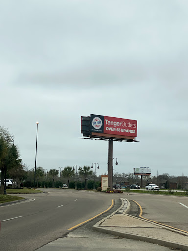 Outlet Mall «Tanger Outlet Gonzales», reviews and photos, 2100 Tanger Blvd, Gonzales, LA 70737, USA