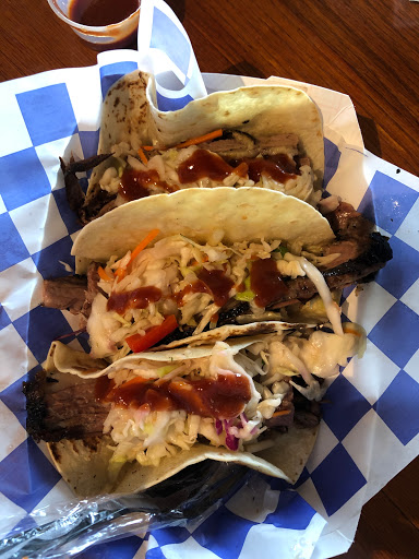 Barbecue Restaurant «Bradford BBQ Restaurant, Taproom, & Growler Bar», reviews and photos, 2220 Nicholasville Rd #101, Lexington, KY 40503, USA