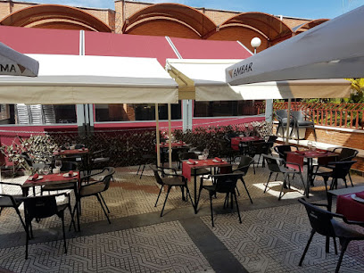 Restaurante Avenida - Av. de Viñuelas, 45, 28760 Tres Cantos, Madrid, Spain