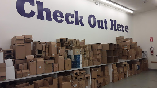 Candle Store «Factory Direct Candles», reviews and photos, 6252 Glenway Ave # A, Cincinnati, OH 45211, USA