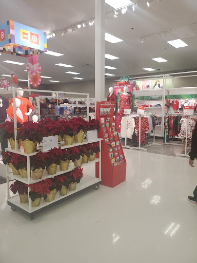 Department Store «Target», reviews and photos, 2800 SW Barton St, Seattle, WA 98126, USA