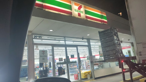 Convenience Store «7-Eleven», reviews and photos, 99-49 Horace Harding Expy, Corona, NY 11368, USA