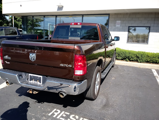Car Dealer «Al Deeby Chrysler Dodge Jeep Ram», reviews and photos, 8700 Dixie Hwy, Village of Clarkston, MI 48348, USA
