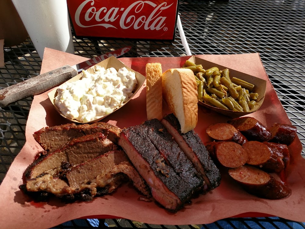 Barbecue restaurant near Stony Creek Motel