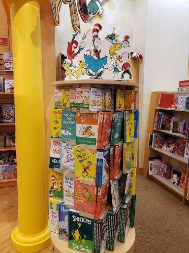 Book Store «Barnes & Noble bookstore», reviews and photos, 4005 N 10th St, McAllen, TX 78504, USA