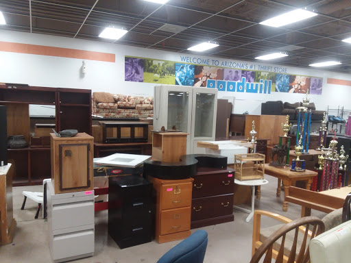 Thrift Store «Mckellips Goodwill Retail Store, Donation Center & Career Center», reviews and photos, 106 E McKellips Rd, Mesa, AZ 85201, USA