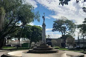 Praça Dr. Emílio Ribas image