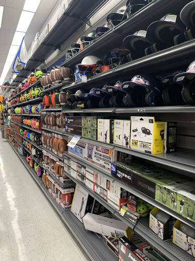 Sporting Goods Store «BIG 5 SPORTING GOODS», reviews and photos, 2421 W Rosecrans Ave, Gardena, CA 90249, USA