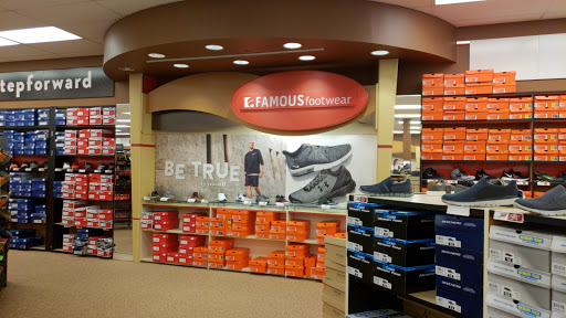 Shoe Store «Famous Footwear», reviews and photos, 371 Putnam Pike, Smithfield, RI 02917, USA