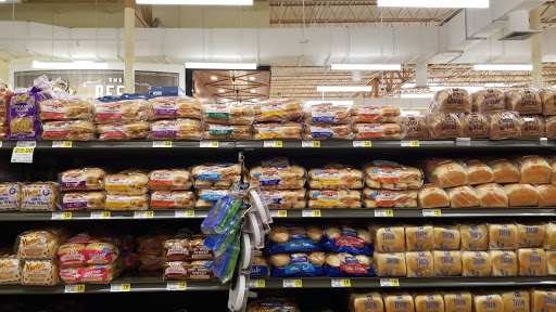 Grocery Store «Lowes Foods», reviews and photos, 1581 New Garden Rd, Greensboro, NC 27410, USA