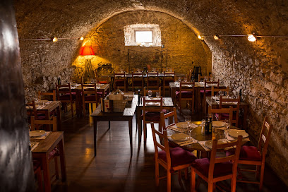Tomàquet Bar Restaurant - Carrer Albí, 34, 17003 Girona, Spain