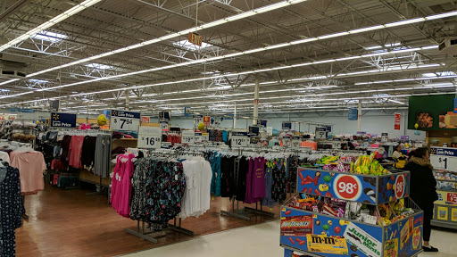 Discount Store «Walmart», reviews and photos, 910 Wolcott St, Waterbury, CT 06705, USA