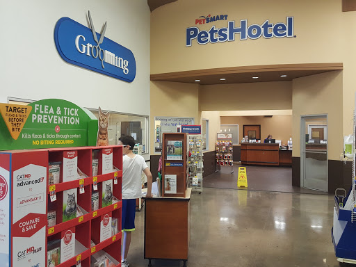 Pet Supply Store «PetSmart», reviews and photos, 7290 W Bell Rd, Glendale, AZ 85308, USA