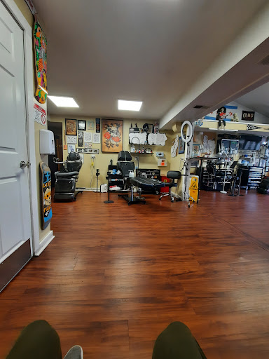 Tattoo Shop «Boundless Tattoo Company», reviews and photos, 16030 S Lincoln Hwy #106, Plainfield, IL 60586, USA