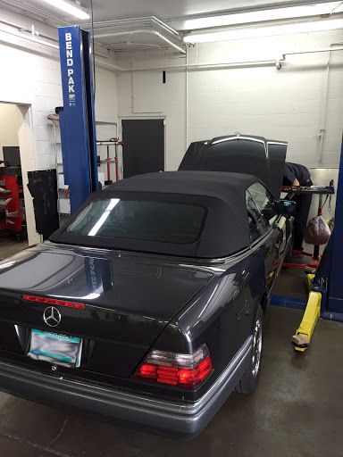 Auto Repair Shop «Matrix Integrated - Westside», reviews and photos, 12930 NW Cornell Rd, Portland, OR 97229, USA