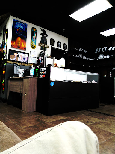 Tattoo Shop «Black Pearl Tattoo and Piercing», reviews and photos, 685 Corporate Dr # B, Houma, LA 70360, USA