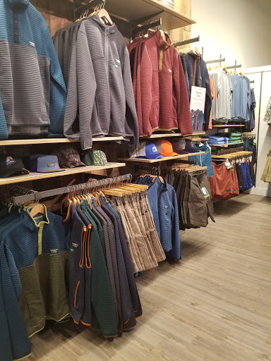 Clothing Store «L.L. Bean», reviews and photos, 25225 Cedar Rd, Lyndhurst, OH 44124, USA