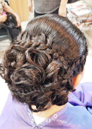 Beauty Salon «Two Friends Beauty Salon», reviews and photos, 305 E Centerville Rd, Garland, TX 75041, USA