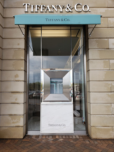 Jewelry Store «Tiffany & Co.», reviews and photos, 28699 Chagrin Blvd, Woodmere, OH 44122, USA