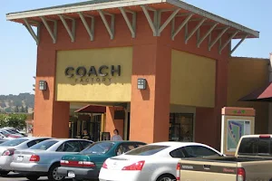 COACH Outlet image