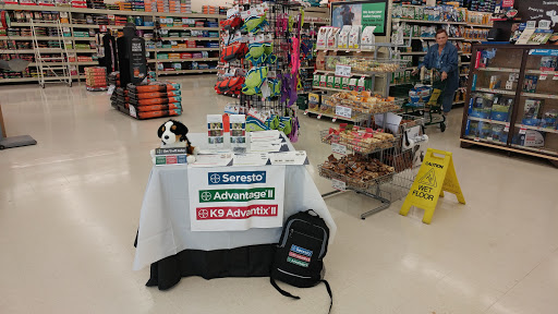 Pet Supply Store «Pet Supplies Plus», reviews and photos, 5555 Youngstown Warren Rd, Niles, OH 44446, USA