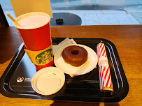 Plats et boissons du Restaurant servant le petit-déjeuner Starbucks à Paris - n°4