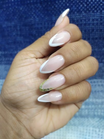 Vanity nails