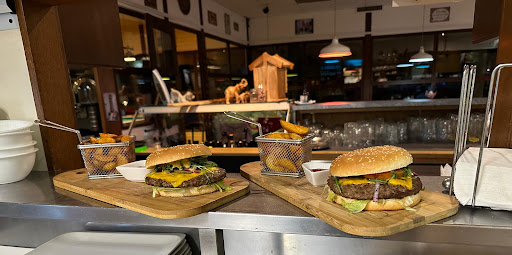 Ella's Restaurant Hallenbad en Freistadt
