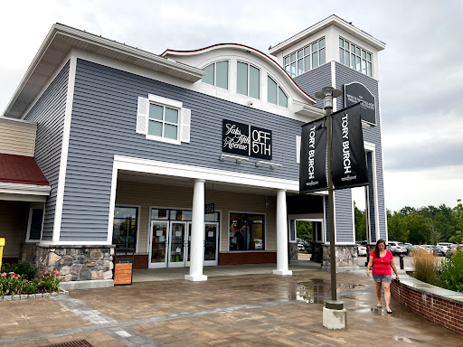 Department Store «Saks OFF 5TH», reviews and photos, 1048 South St, Wrentham, MA 02093, USA