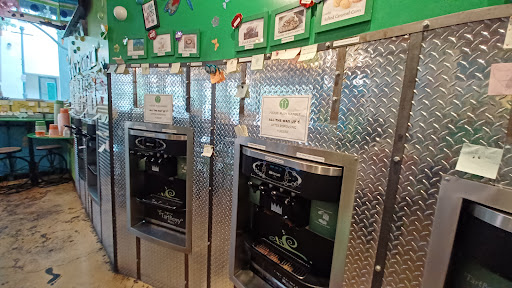 Frozen Yogurt Shop «TartBerry», reviews and photos, 915 SW 9th Ave, Portland, OR 97205, USA