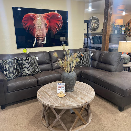 Furniture Store «Discount Furniture Store», reviews and photos, 504 E Market St, York, PA 17403, USA