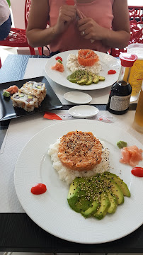 Plats et boissons du Restaurant japonais Galaxie Sushi à Saint-Priest - n°7