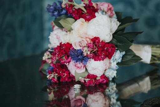 Florist «J. Elizabeth Designs», reviews and photos, 808 Lyndon Ln #104, Louisville, KY 40222, USA