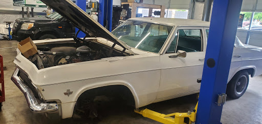 Auto Repair Shop «Ortiz Auto Repair llc», reviews and photos, 1833 C St, Forest Grove, OR 97116, USA