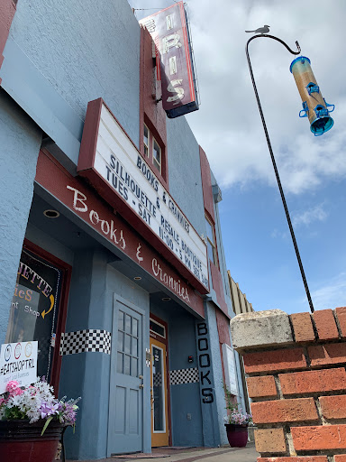 Books & Crannies, 209 W Moore Ave, Terrell, TX 75160, USA, 