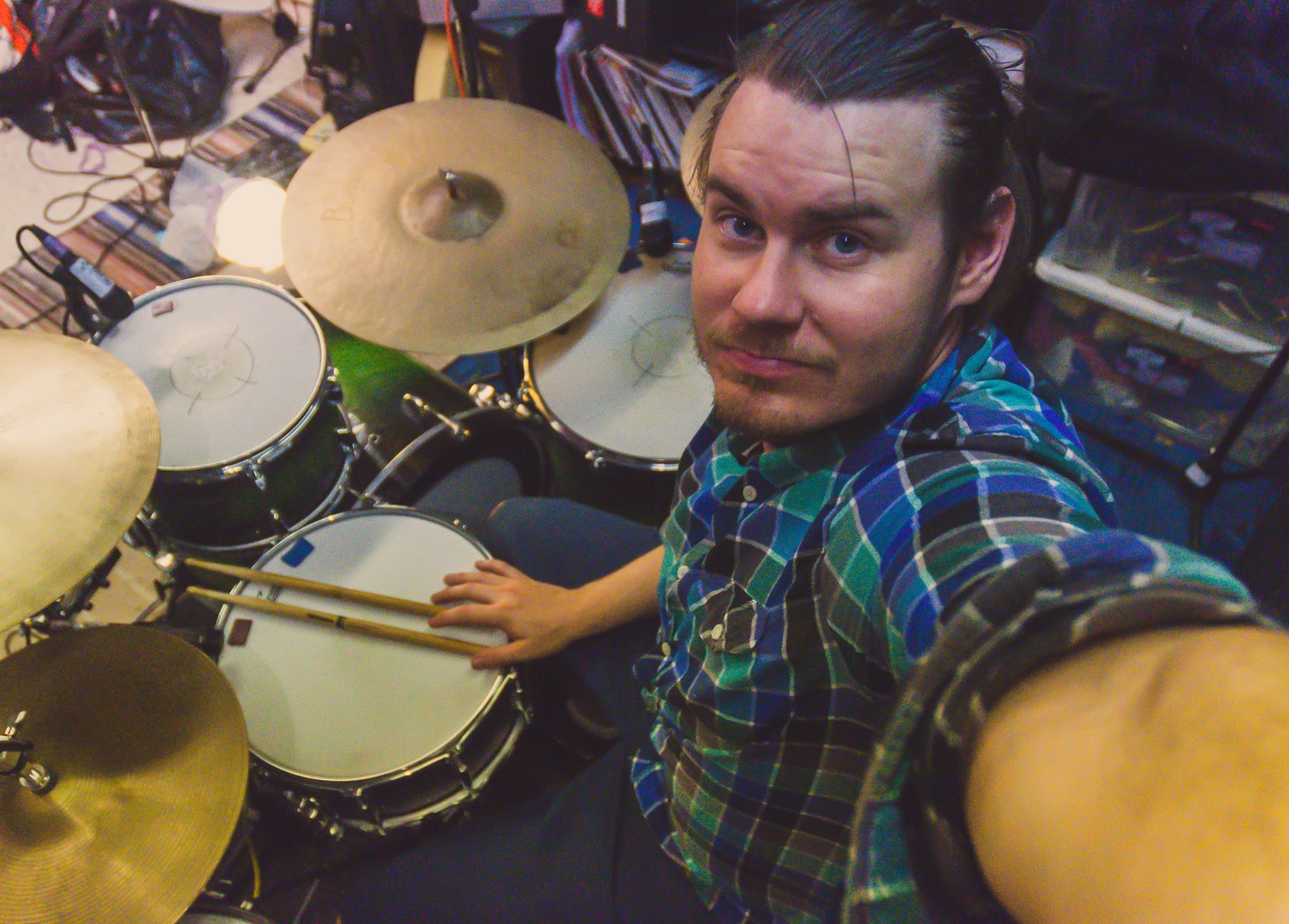 Niklas J. Blixt - Online Session Drummer